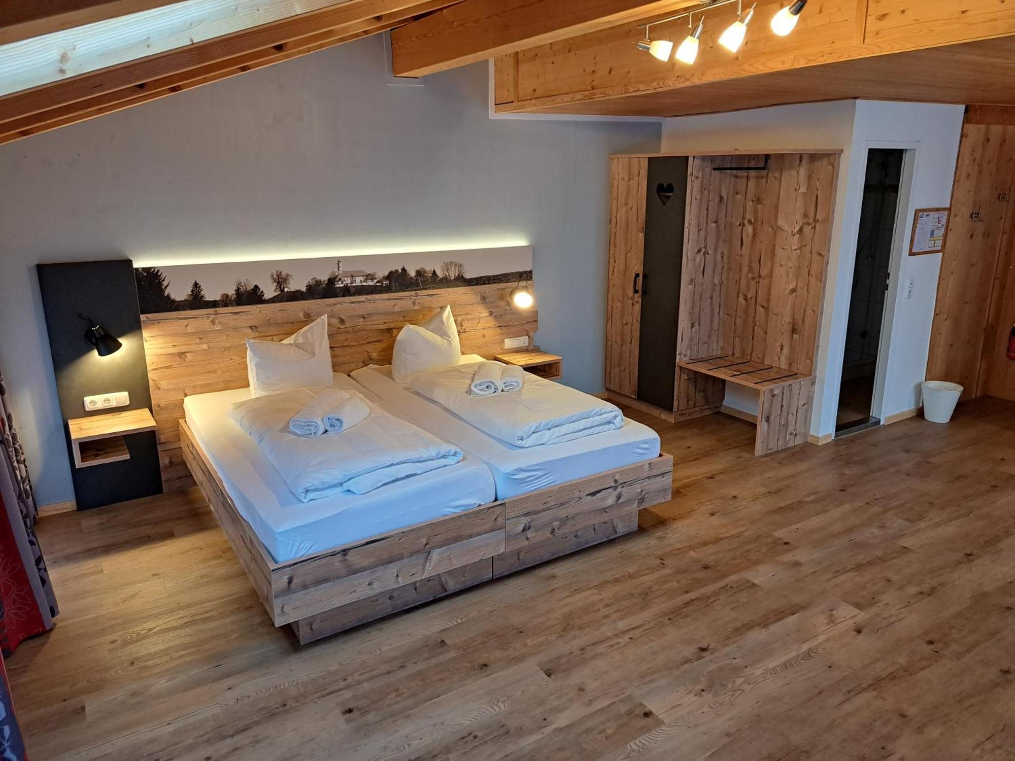 Gasthof Pension Altwirt Sachsenkam Zimmer foto